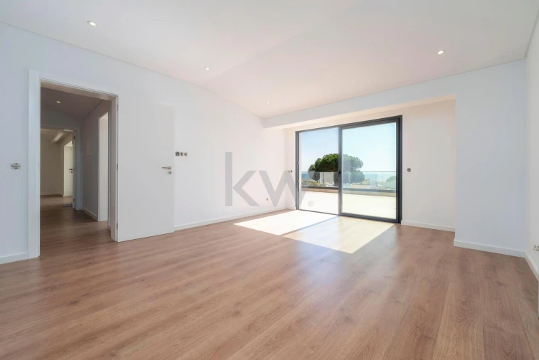 Moradia T5 para Venda em Guia Foto 31