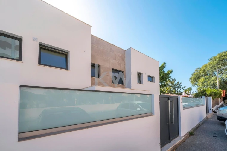 Moradia T5 para Venda em Guia Foto 46