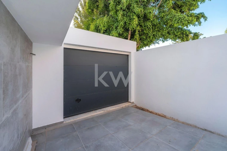 Moradia T5 para Venda em Guia Foto 42