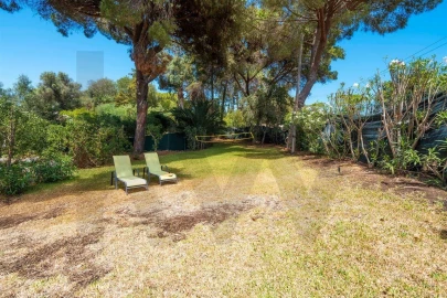 Moradia T5 para Venda em Albufeira e Olhos de Água