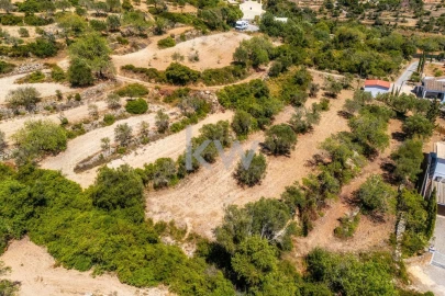 Terreno para Venda em Conceição e Estoi