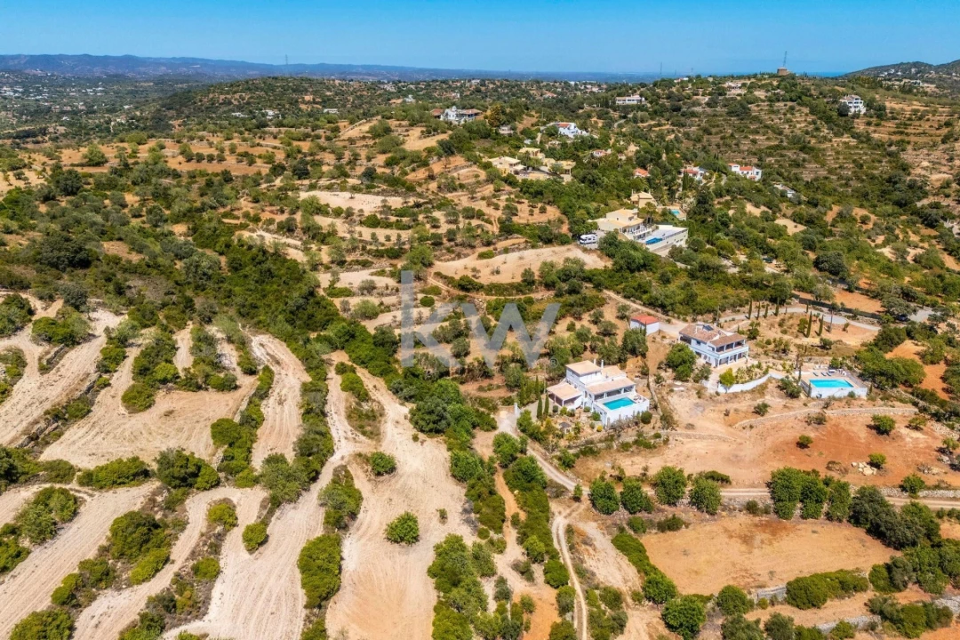 Terreno para Venda em Conceição e Estoi Foto 3