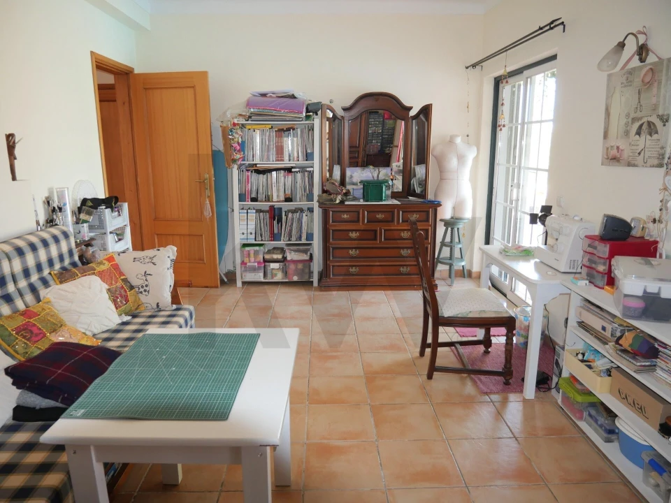 Moradia T6 para Venda em Estômbar e Parchal Foto 9