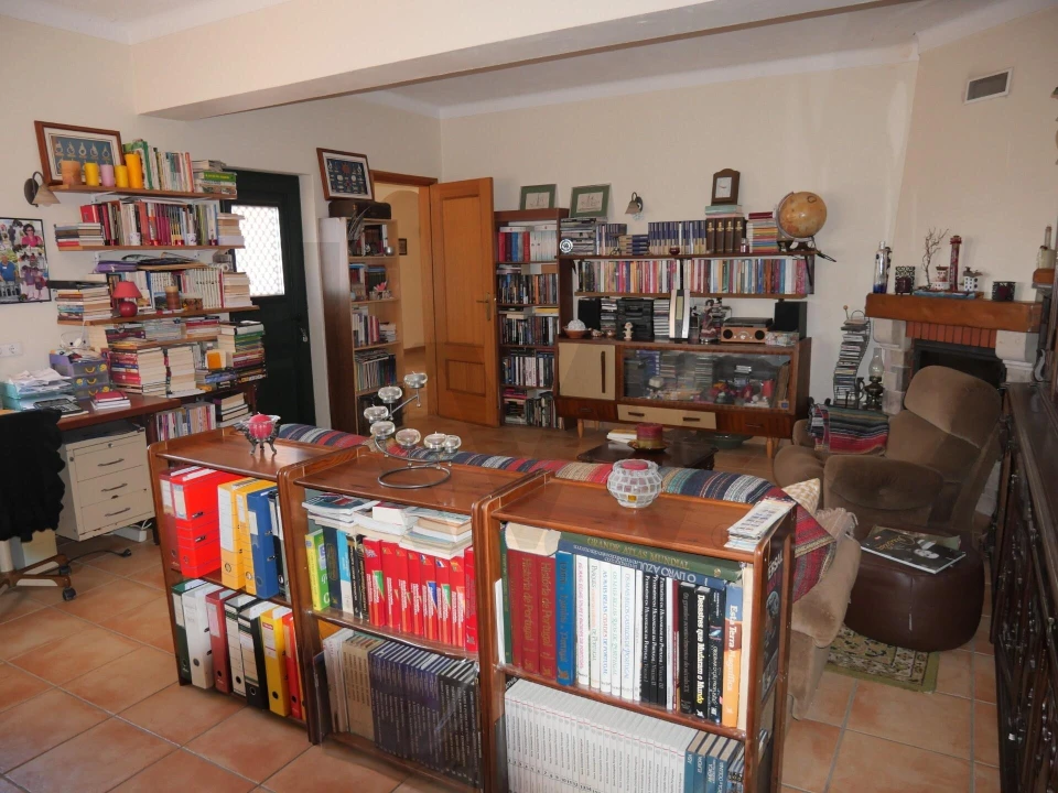 Moradia T6 para Venda em Estômbar e Parchal Foto 29