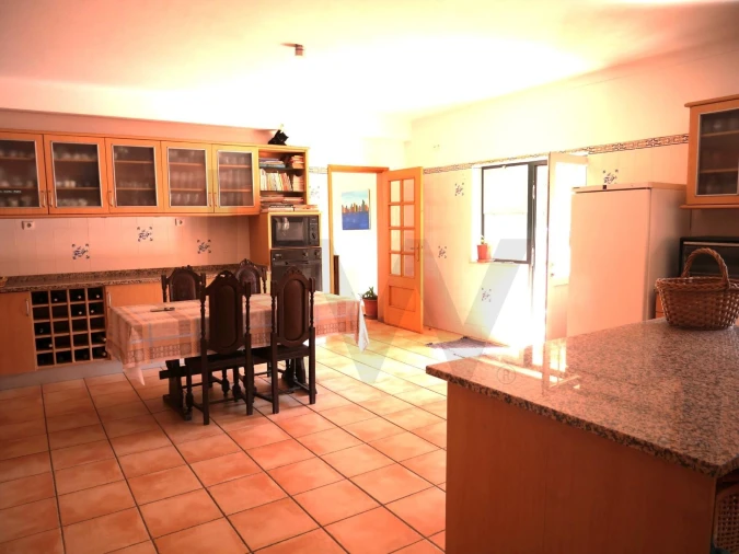 Moradia T6 para Venda em Estômbar e Parchal Foto 22