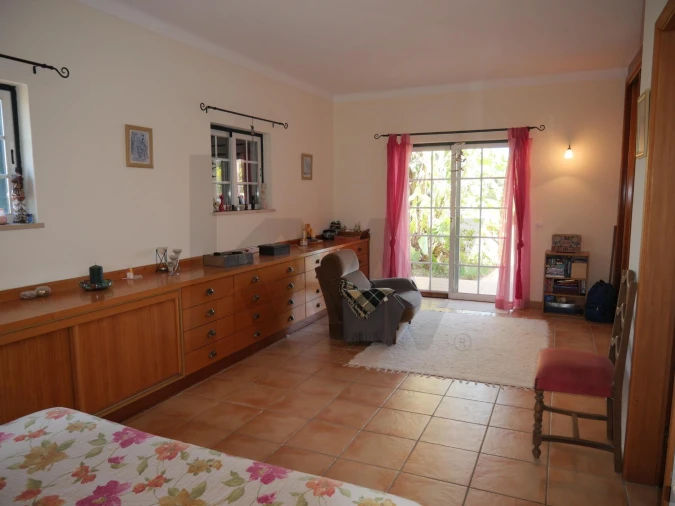 Moradia T6 para Venda em Estômbar e Parchal Foto 34