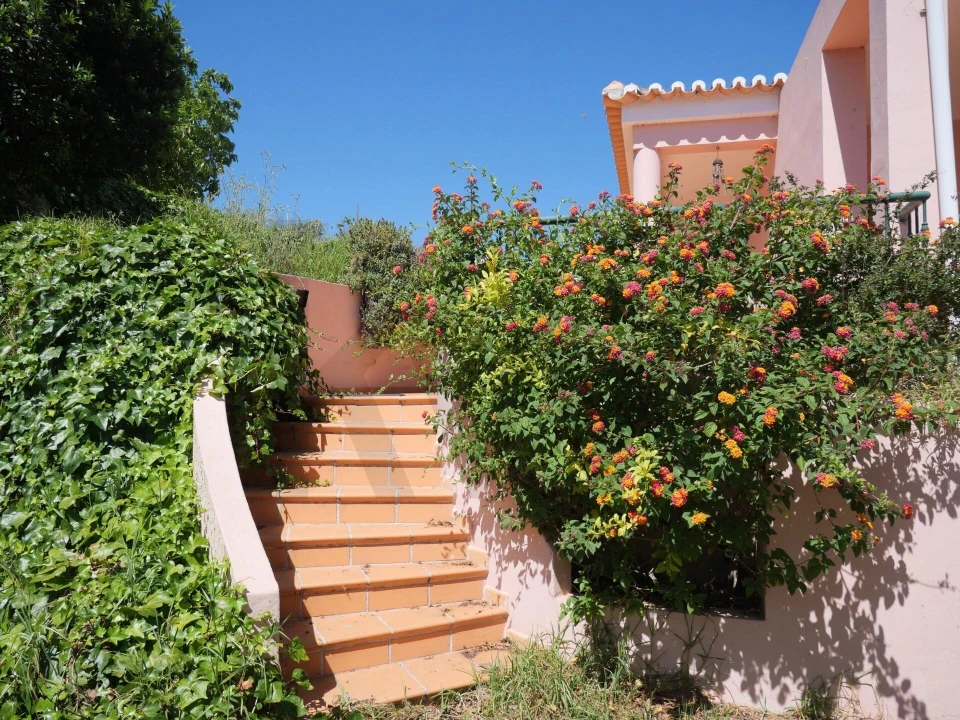 Moradia T6 para Venda em Estômbar e Parchal Foto 59