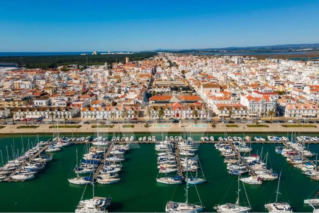 Negócio para Venda em Vila Real de Santo Antonio Foto 28