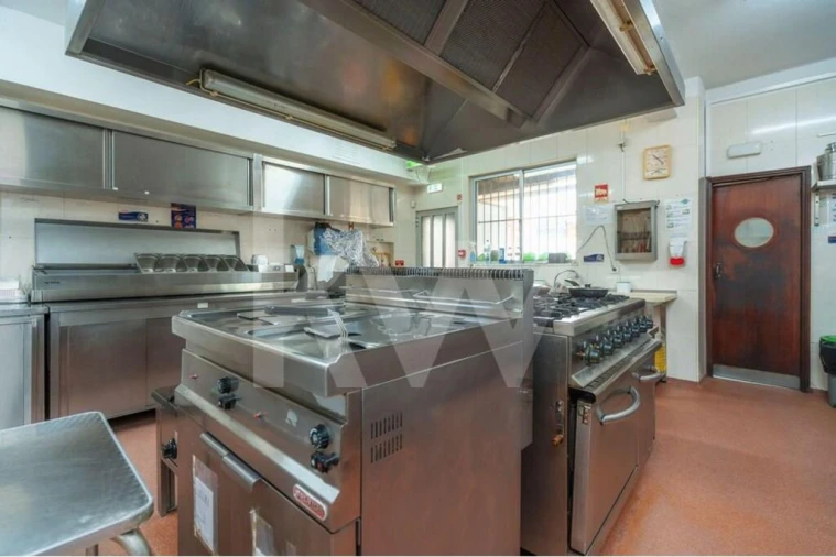 Negócio para Venda em Vila Real de Santo Antonio Foto 22