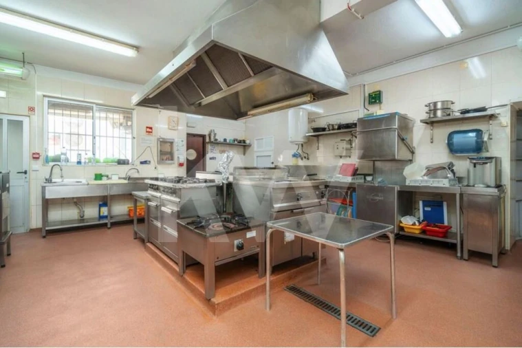 Negócio para Venda em Vila Real de Santo Antonio Foto 23