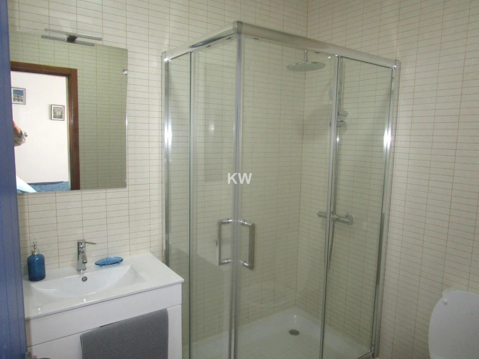 Moradia T8 para Venda em Olho Marinho Foto 30