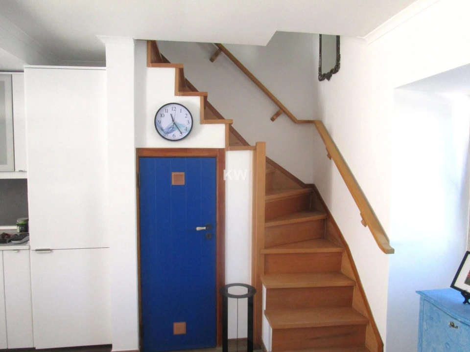 Moradia T8 para Venda em Olho Marinho Foto 10