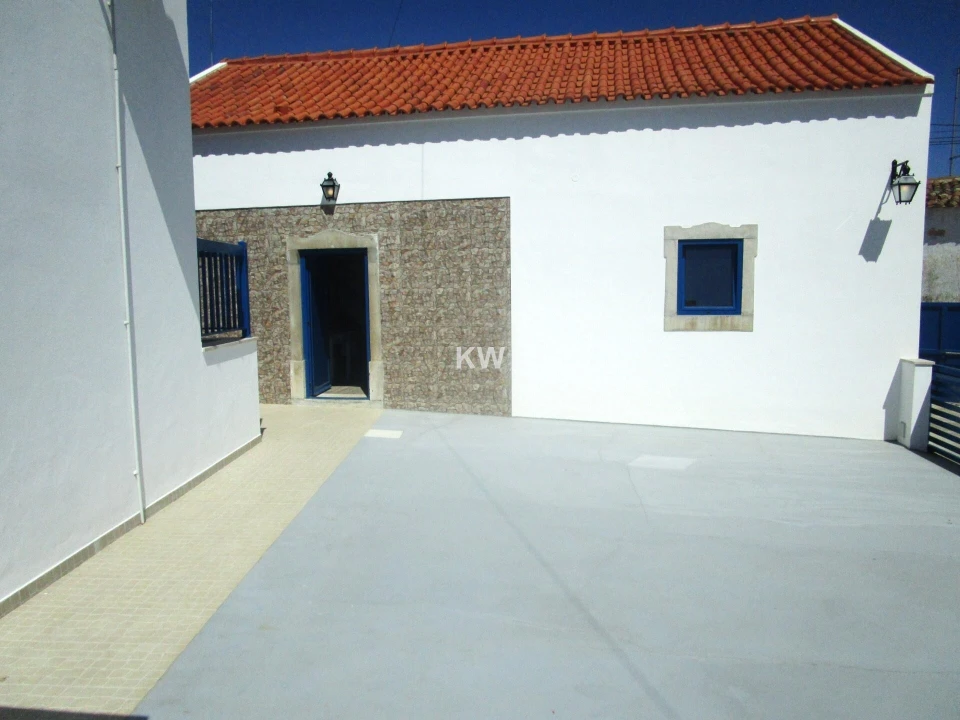 Moradia T8 para Venda em Olho Marinho Foto 21