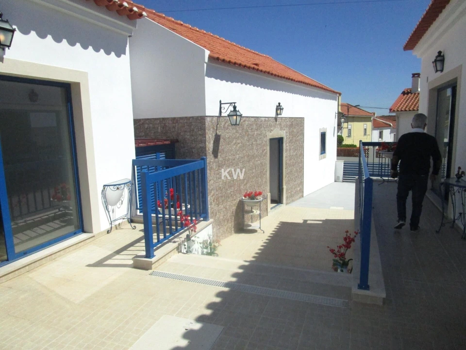 Moradia T8 para Venda em Olho Marinho Foto 45