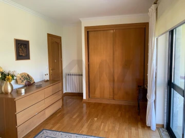 Apartamento T3 para Arrendamento em Cascais e Estoril