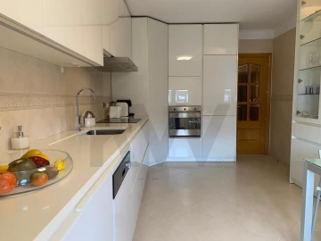 Apartamento T3 para Arrendamento em Cascais e Estoril