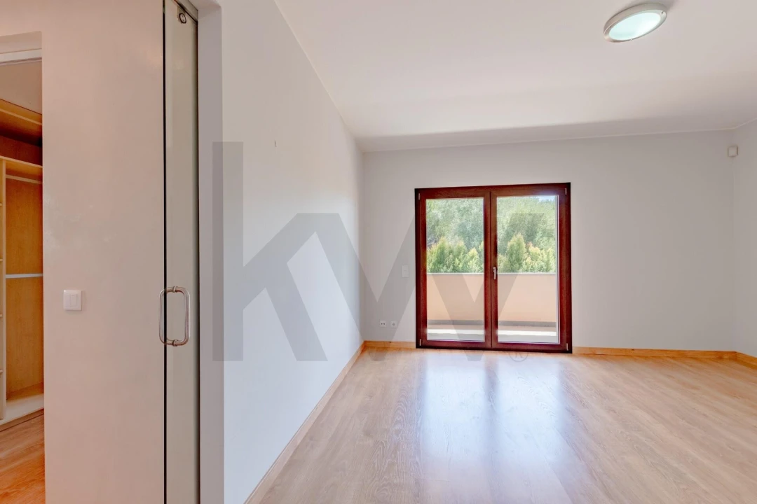 Moradia T4 para Arrendamento em Cascais e Estoril Foto 28