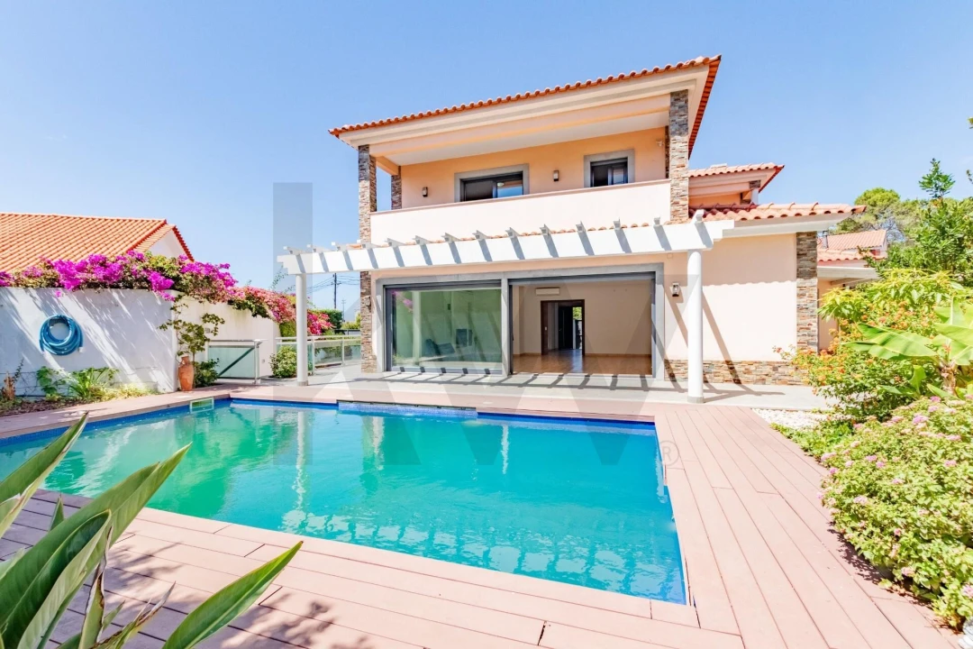 Moradia T4 para Arrendamento em Cascais e Estoril Foto 4