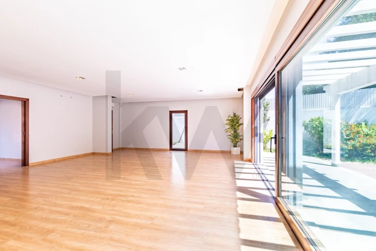 Moradia T4 para Arrendamento em Cascais e Estoril Foto 13