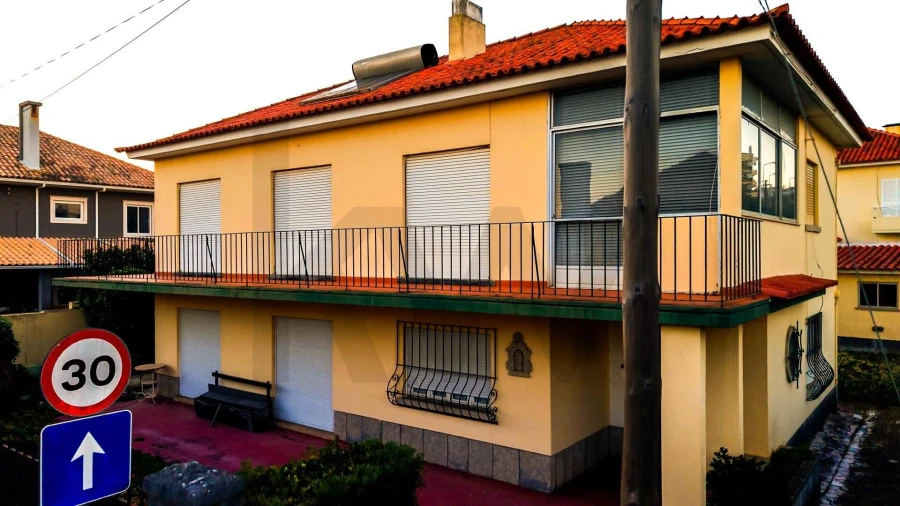 Moradia T5 para Venda em Cascais e Estoril Foto 3