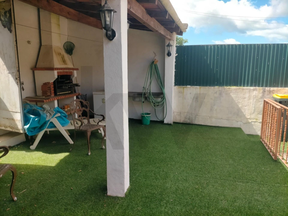 Moradia T4 para Venda em Ajuda Foto 14