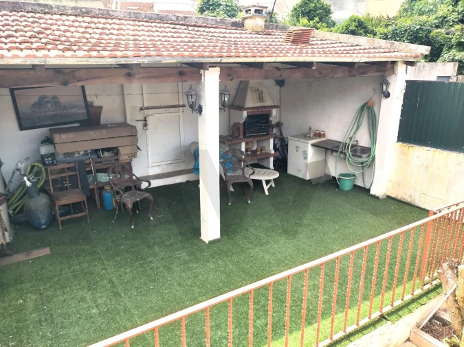 Moradia T4 para Venda em Ajuda Foto 12