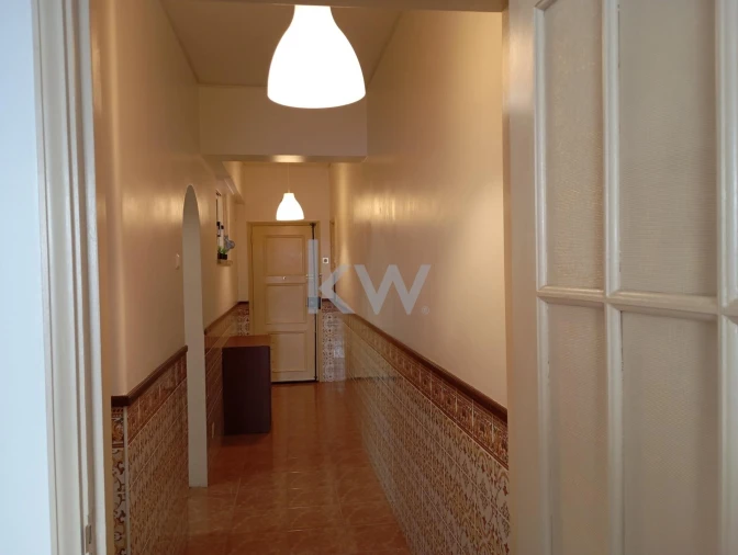 Apartamento T1 para Venda em Alcantara Foto 2