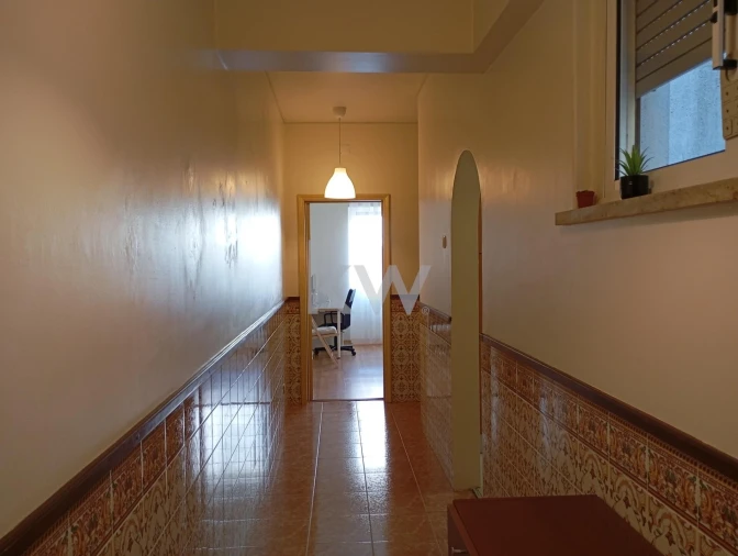 Apartamento T1 para Venda em Alcantara Foto 3