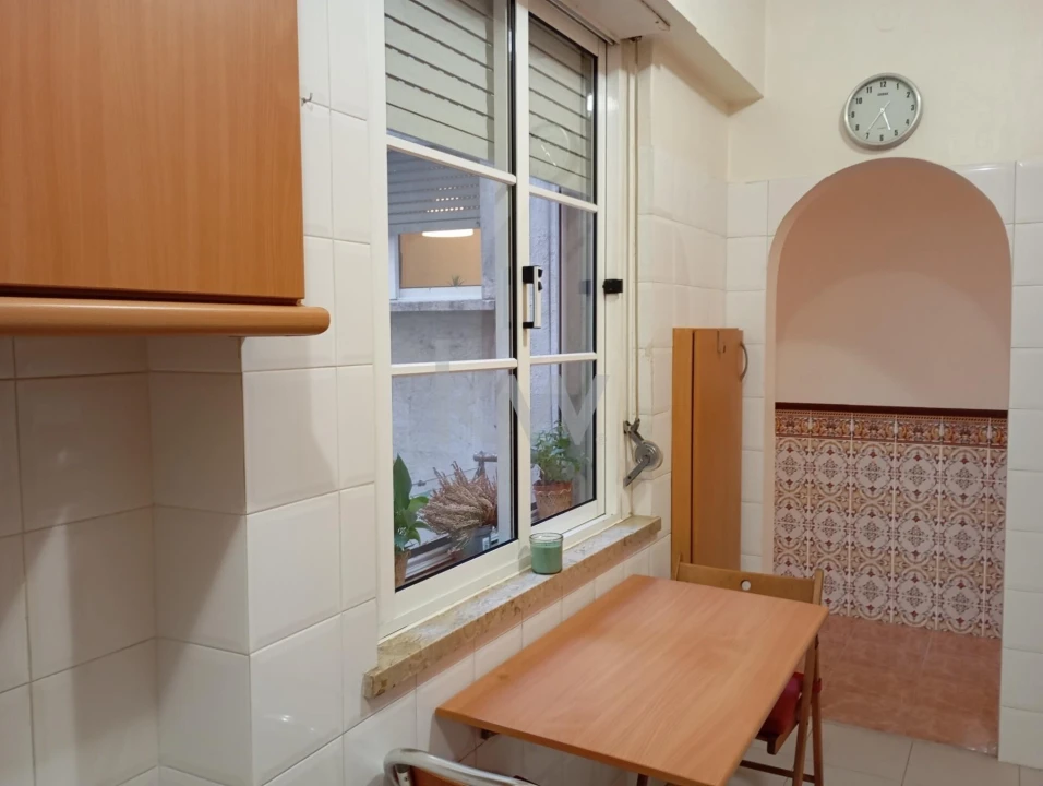 Apartamento T1 para Venda em Alcantara Foto 8