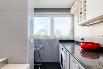 Apartamento T3 para Venda em Areeiro