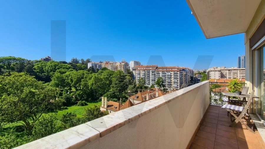 Apartamento T4 para Venda em São Domingos de Benfica Foto 8