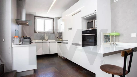 Apartamento T4 para Venda em Santa Maria Maior