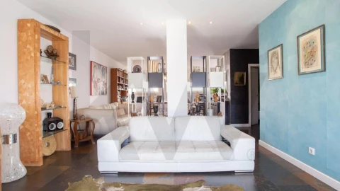 Apartamento T4 para Venda em Santa Maria Maior