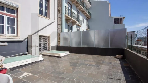 Apartamento T4 para Venda em Santa Maria Maior