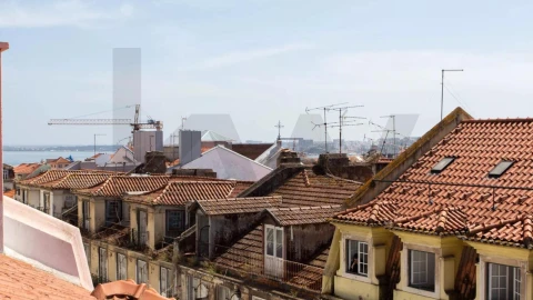 Apartamento T4 para Venda em Santa Maria Maior