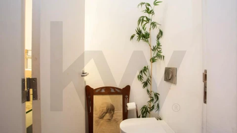 Apartamento T4 para Venda em Santa Maria Maior