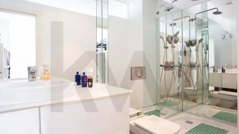 Apartamento T4 para Venda em Santa Maria Maior