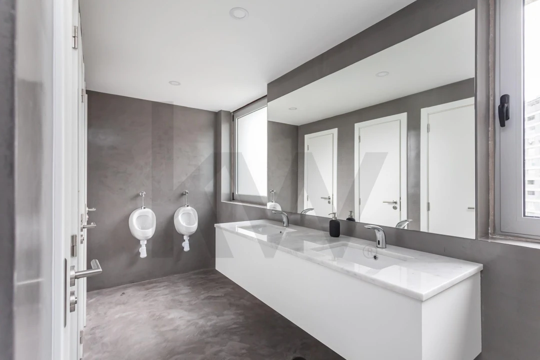 Escritório para Arrendamento em Santo António Foto 16