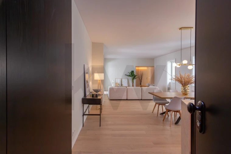 Apartamento T2 para Venda em Santo António Foto 8