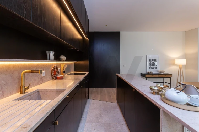 Apartamento T2 para Venda em Santo António Foto 11