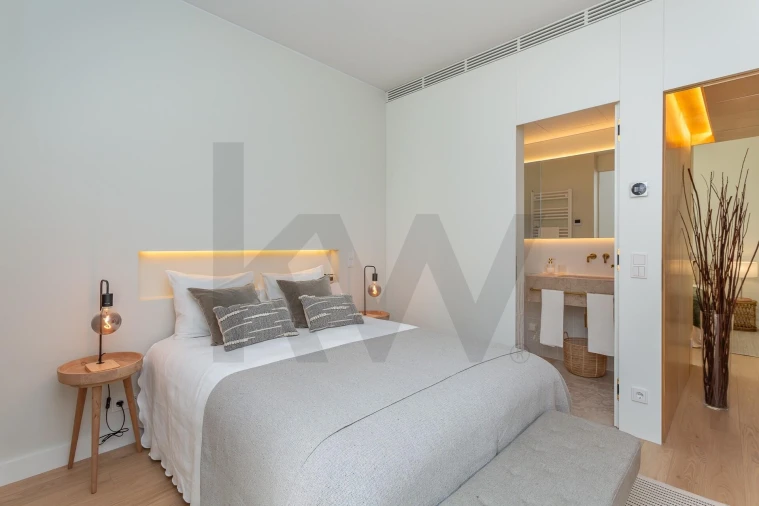Apartamento T2 para Venda em Santo António Foto 22