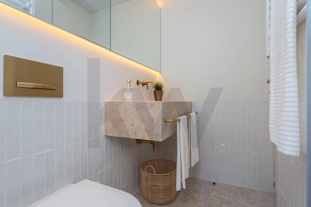 Apartamento T2 para Venda em Santo António Foto 26