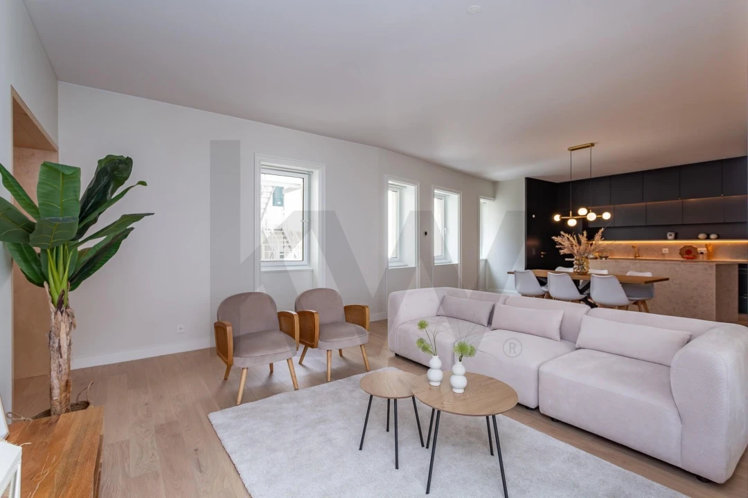Apartamento T2 para Venda em Santo António Foto 4