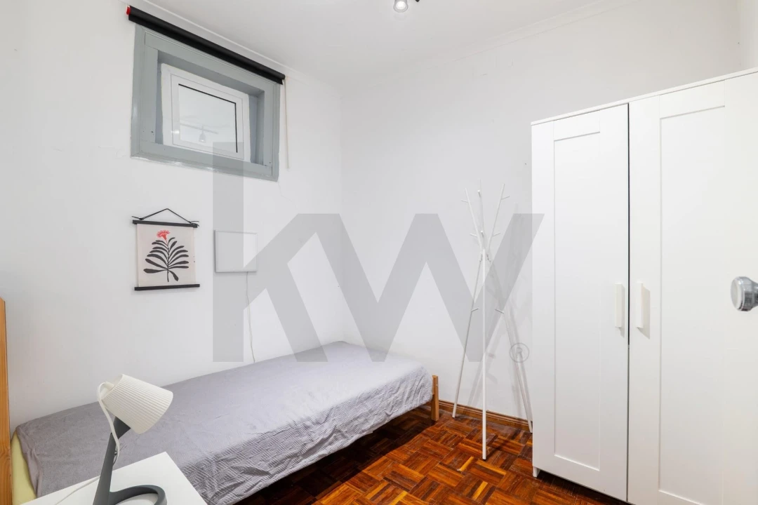 Apartamento T3 para Venda em Santo António Foto 9