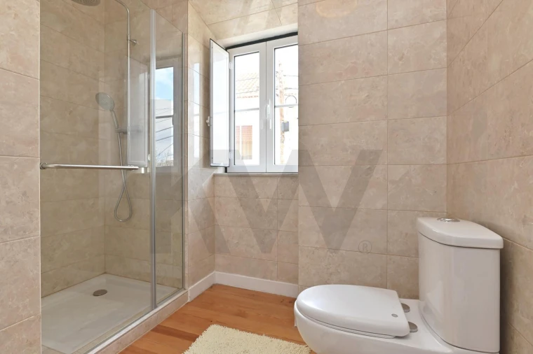 Moradia T4 para Venda em Fanhões Foto 14