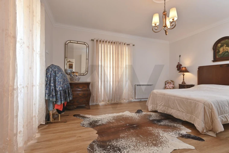 Moradia T4 para Venda em Fanhões Foto 26