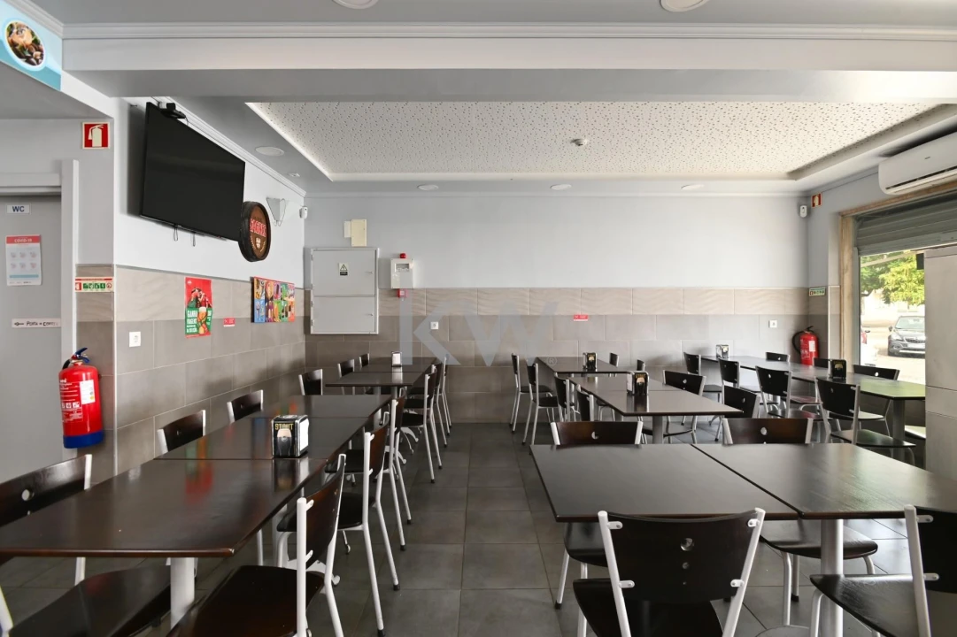 Negócio para Trespasse em Santa Iria de Azoia, São João da Talha e Bobadela Foto 4