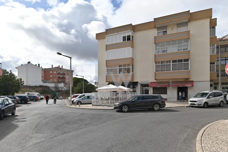 Negócio para Trespasse em Santa Iria de Azoia, São João da Talha e Bobadela Foto 15