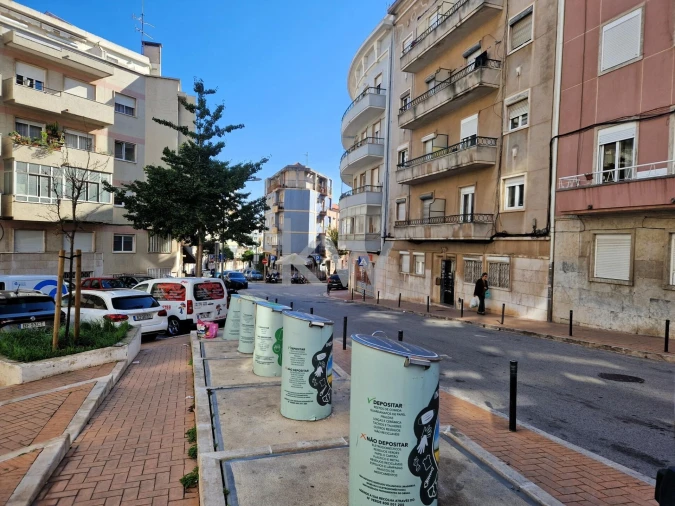 Apartamento T2 para Venda em Algés, Linda-A-Velha e Cruz Quebrada-Dafundo Foto 7