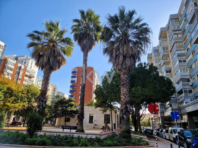 Apartamento T2 para Venda em Algés, Linda-A-Velha e Cruz Quebrada-Dafundo Foto 9